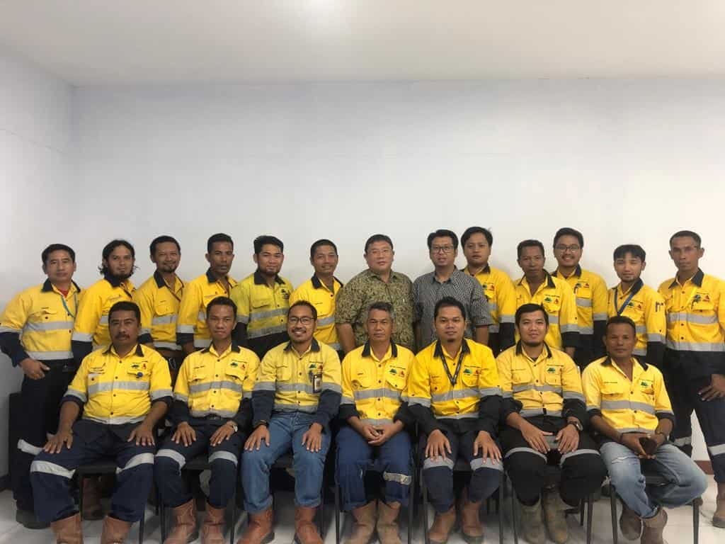 Pelatihan oleh SDM Training